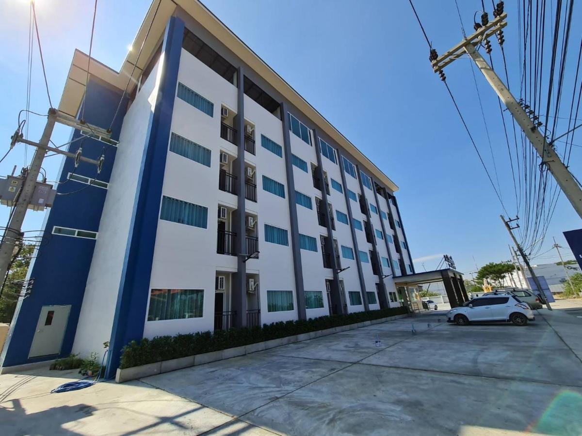 The Charlotte Smart Hotel Lop Buri Εξωτερικό φωτογραφία