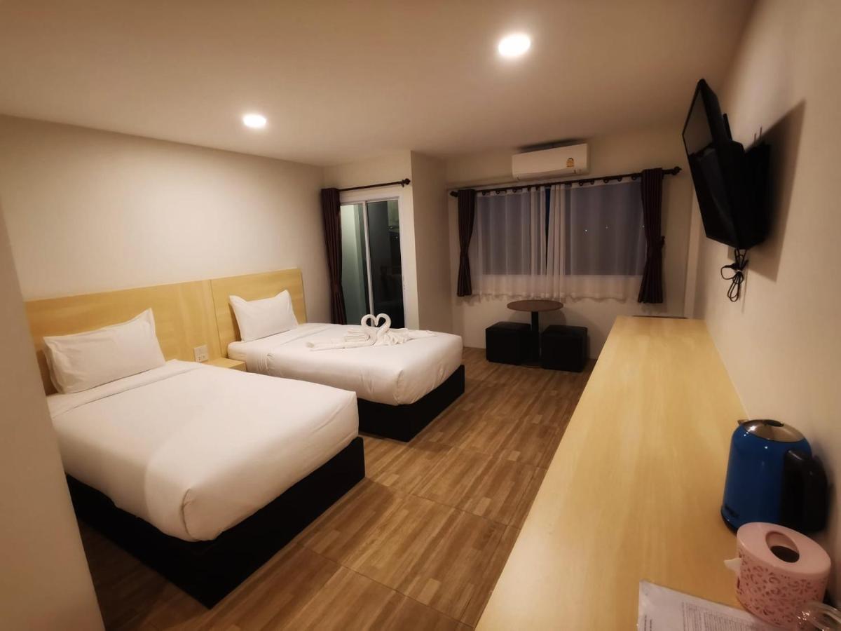 The Charlotte Smart Hotel Lop Buri Εξωτερικό φωτογραφία